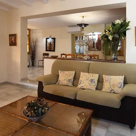 Tatil Evi Mit Privatpool Fuer 6 Personen Ca 246 Qm In Nerja, Andalusien Costa Del Sol *